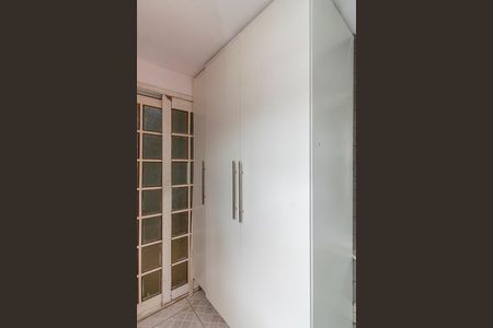 Apartamento para alugar com 70m², 2 quartos e 1 vaga Apartamento para alugar com 70m², 2 quartos e 1 vagaÁrea de Serviço - Armário