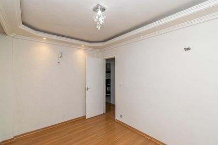 Quarto 1 de apartamento para alugar com 2 quartos, 70m² em Olaria, Rio de Janeiro