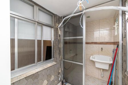 Apartamento para alugar com 70m², 2 quartos e 1 vaga Apartamento para alugar com 70m², 2 quartos e 1 vagaÁrea de Serviço