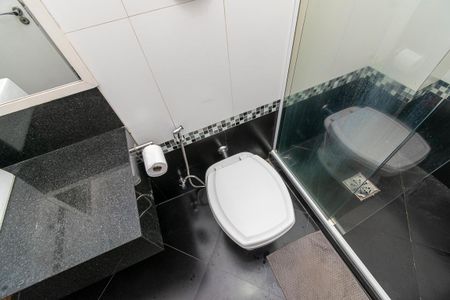 Apartamento para alugar com 70m², 2 quartos e 1 vaga Apartamento para alugar com 70m², 2 quartos e 1 vagaBanheiro