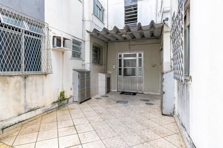 Apartamento para alugar com 70m², 2 quartos e 1 vaga Apartamento para alugar com 70m², 2 quartos e 1 vagaÁrea comum - Entrada do Bloco