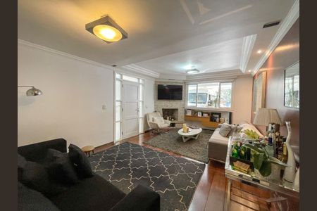 Casa de condomínio à venda com 182m², 4 quartos e 2 vagas Casa de condomínio à venda com 182m², 4 quartos e 2 vagasFoto 02