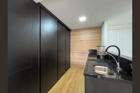 Cozinha de apartamento para alugar com 1 quarto, 48m² em Petrópolis, Porto Alegre
