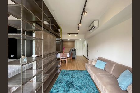 Sala de apartamento para alugar com 1 quarto, 48m² em Petrópolis, Porto Alegre