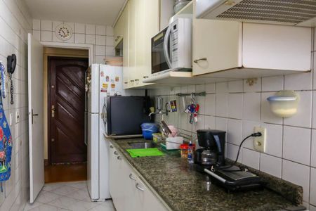 Apartamento à venda com 55m², 2 quartos e 1 vaga Apartamento à venda com 55m², 2 quartos e 1 vagaCozinha