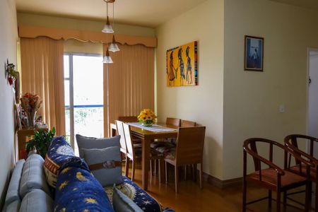 Apartamento à venda com 55m², 2 quartos e 1 vaga Apartamento à venda com 55m², 2 quartos e 1 vagaSala