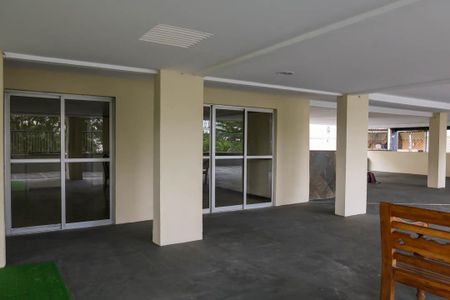 Apartamento à venda com 55m², 2 quartos e 1 vaga Apartamento à venda com 55m², 2 quartos e 1 vagaÁrea comum - Salão de festas