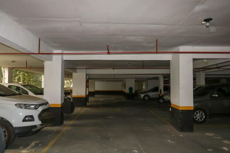 Apartamento à venda com 55m², 2 quartos e 1 vaga Apartamento à venda com 55m², 2 quartos e 1 vagaGaragem