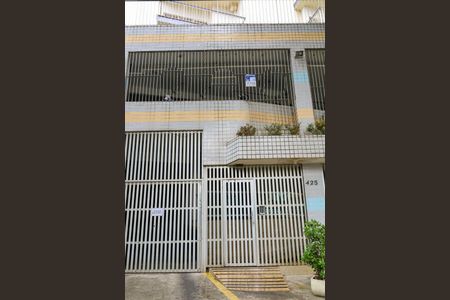 Apartamento à venda com 55m², 2 quartos e 1 vaga Apartamento à venda com 55m², 2 quartos e 1 vagaFachada