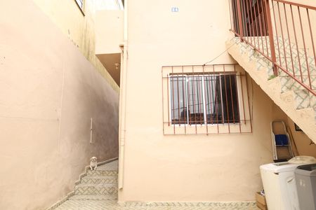 Casa para alugar com 115m², 3 quartos e 1 vagaFachada interna