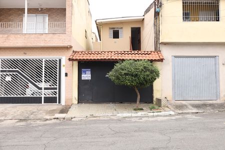 Casa para alugar com 115m², 3 quartos e 1 vaga Casa para alugar com 115m², 3 quartos e 1 vagaFachada do imóvel - Placa instalada no portão do imóvel - Código da placa: MURN-88