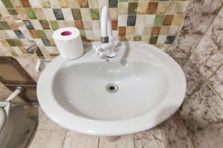 Casa à venda com 175m², 5 quartos e 1 vagaBanheiro Casa 2