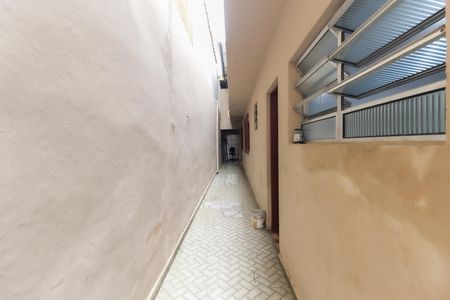Casa à venda com 175m², 5 quartos e 1 vagaCorredor Externo Casa 1