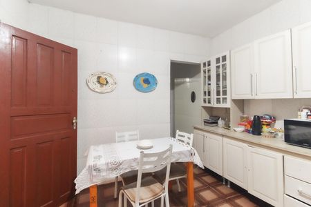 Casa à venda com 175m², 5 quartos e 1 vagaCozinha Casa 1