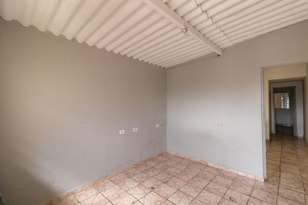 Casa para alugar com 70m², 2 quartos e sem vaga Casa para alugar com 70m², 2 quartos e sem vagaSala