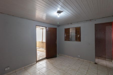 Casa para alugar com 70m², 2 quartos e sem vaga Casa para alugar com 70m², 2 quartos e sem vagaQuarto de Serviço