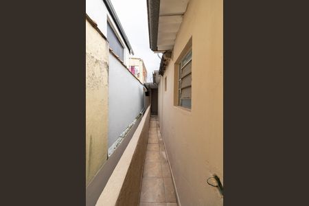 Casa para alugar com 70m², 2 quartos e sem vaga Casa para alugar com 70m², 2 quartos e sem vagaCorredor