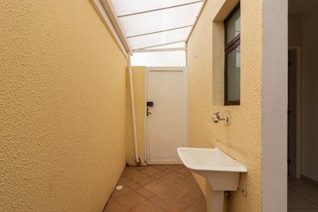 Casa à venda com 220m², 3 quartos e sem vaga