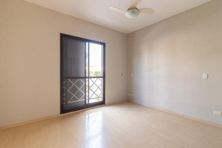 Casa à venda com 220m², 3 quartos e sem vaga