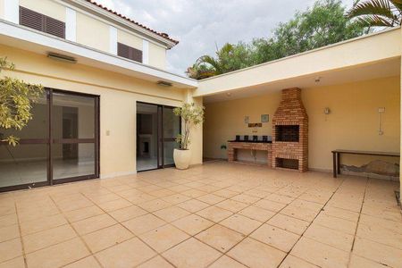 Casa à venda com 220m², 3 quartos e sem vaga
