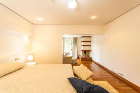 Casa à venda com 900m², 4 quartos e 4 vagas