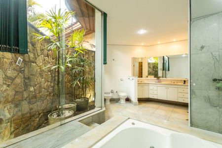 Casa à venda com 900m², 4 quartos e 4 vagas