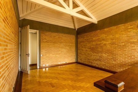 Casa à venda com 900m², 4 quartos e 4 vagas