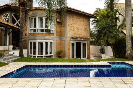Casa à venda com 900m², 4 quartos e 4 vagas