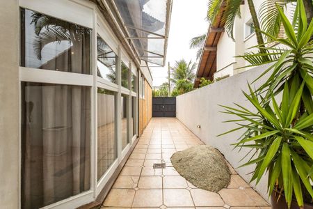 Casa à venda com 900m², 4 quartos e 4 vagas