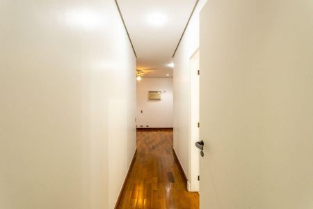 Casa à venda com 900m², 4 quartos e 4 vagas