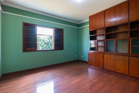 Casa à venda com 527m², 4 quartos e 4 vagas
