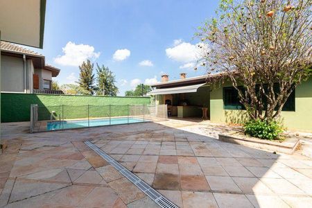 Casa à venda com 527m², 4 quartos e 4 vagas