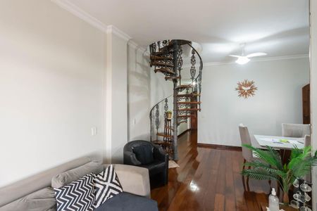 Apartamento para alugar com 240m², 3 quartos e 2 vagasSala