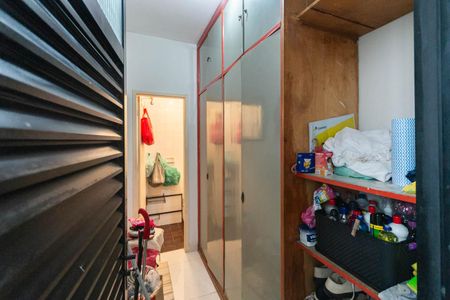 Apartamento para alugar com 240m², 3 quartos e 2 vagasQuarto de Serviço