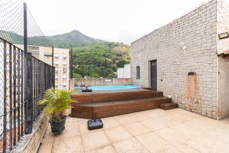 Apartamento para alugar com 240m², 3 quartos e 2 vagasCobertura