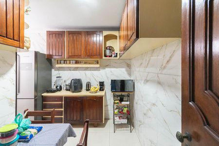 Apartamento para alugar com 240m², 3 quartos e 2 vagasCozinha