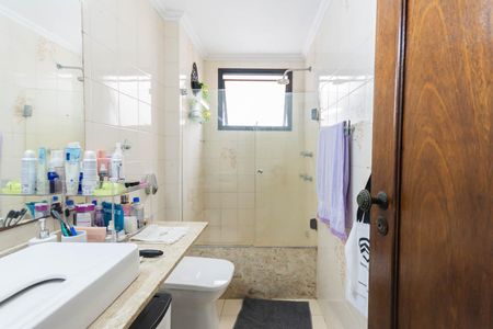 Apartamento para alugar com 240m², 3 quartos e 2 vagasBanheiro