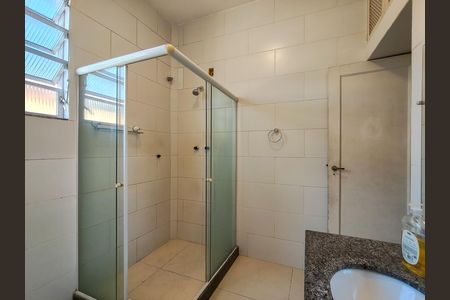 Apartamento para alugar com 127m², 3 quartos e 1 vaga Apartamento para alugar com 127m², 3 quartos e 1 vagaBanheiro Corredor
