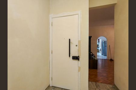 Apartamento para alugar com 127m², 3 quartos e 1 vaga Apartamento para alugar com 127m², 3 quartos e 1 vagaEntrada