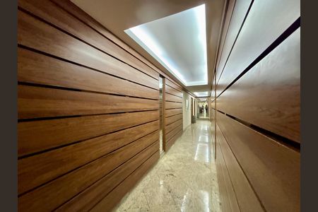 Apartamento para alugar com 118m², 3 quartos e sem vaga