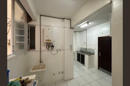 Apartamento para alugar com 118m², 3 quartos e sem vaga