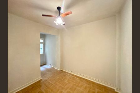 Apartamento para alugar com 118m², 3 quartos e sem vaga