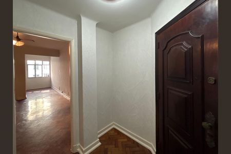 Apartamento para alugar com 118m², 3 quartos e sem vaga