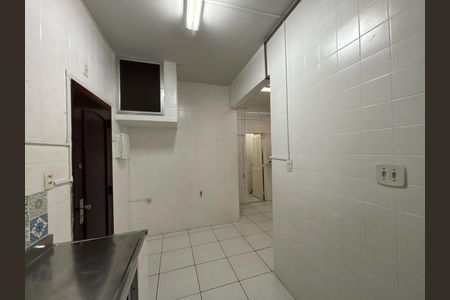 Apartamento para alugar com 118m², 3 quartos e sem vaga