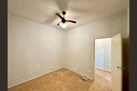 Apartamento para alugar com 118m², 3 quartos e sem vaga