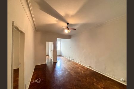 Apartamento para alugar com 118m², 3 quartos e sem vaga