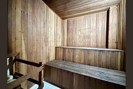 Apartamento para alugar com 118m², 3 quartos e sem vaga