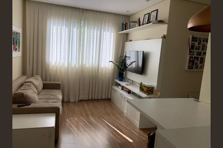 Apartamento à venda com 43m², 2 quartos e 1 vagaFoto 02