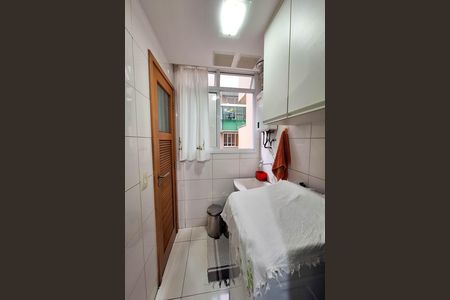 Apartamento à venda com 96m², 3 quartos e 1 vagaÁrea de Serviço