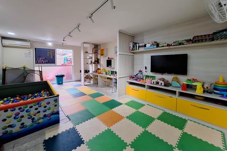 Apartamento à venda com 96m², 3 quartos e 1 vagaÁrea comum